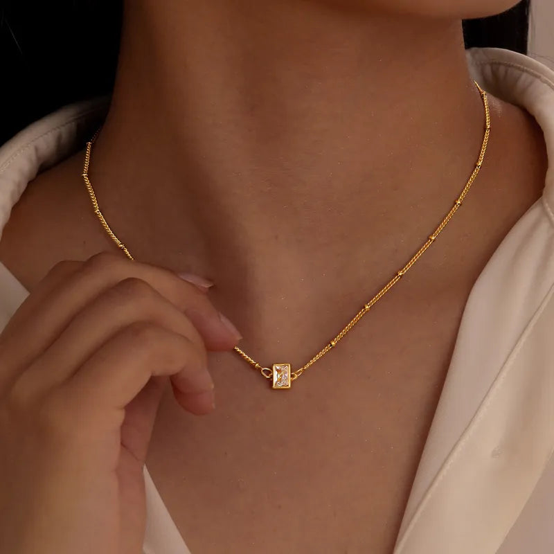 Luxury Zircon Pendant Necklace